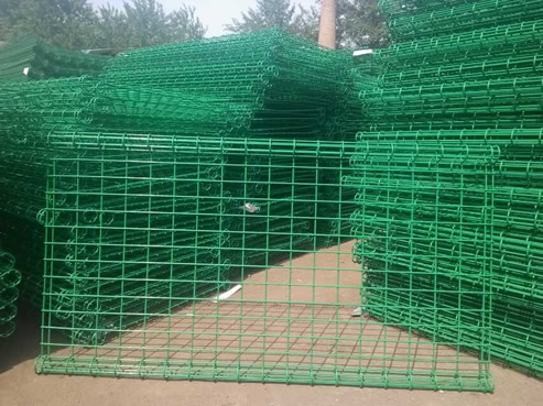 雙圈隔離防護欄3