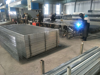 護欄網生產廠家